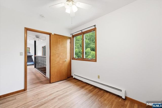 5 Lexington Avenue, Wallington, NJ 07057