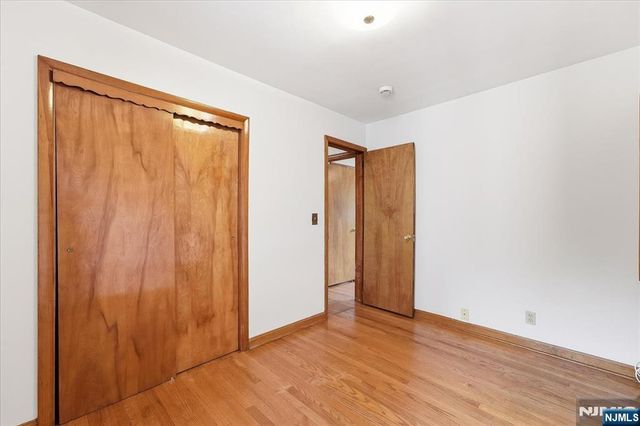 5 Lexington Avenue, Wallington, NJ 07057