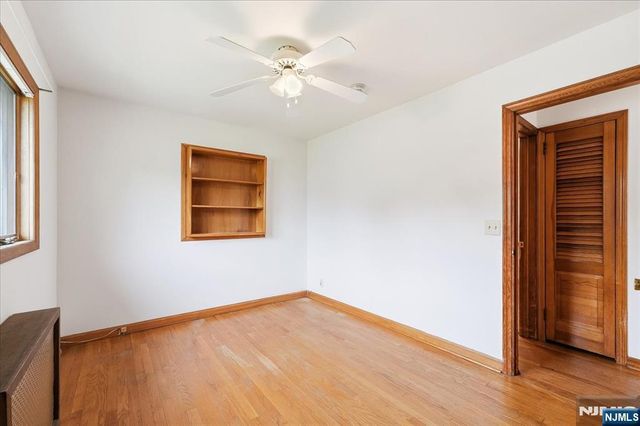 5 Lexington Avenue, Wallington, NJ 07057