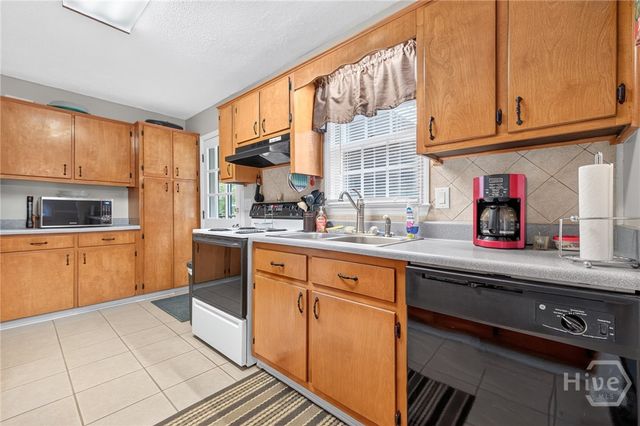 49 Cotton Road, Winterville, GA 30683