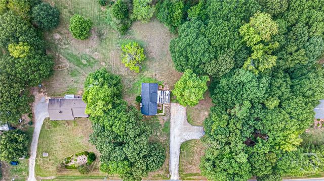 49 Cotton Road, Winterville, GA 30683