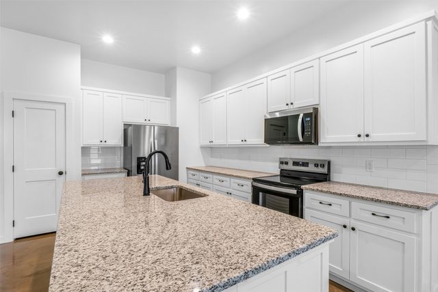 1540 W. Long, Stephenville, TX 76401