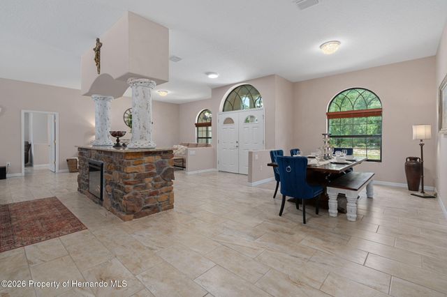 222 Suncoast Boulevard, Spring Hill, FL 34608