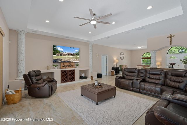 222 Suncoast Boulevard, Spring Hill, FL 34608