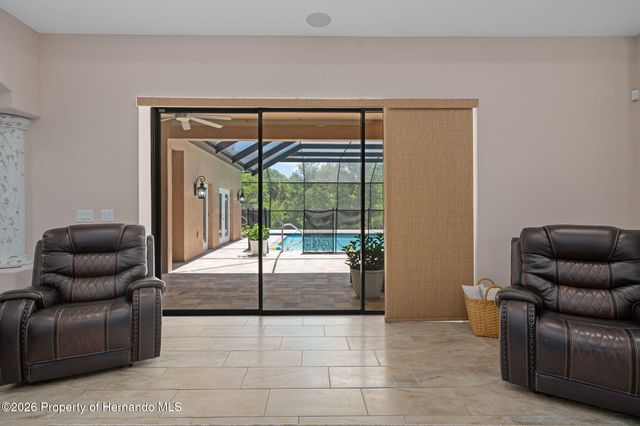 222 Suncoast Boulevard, Spring Hill, FL 34608