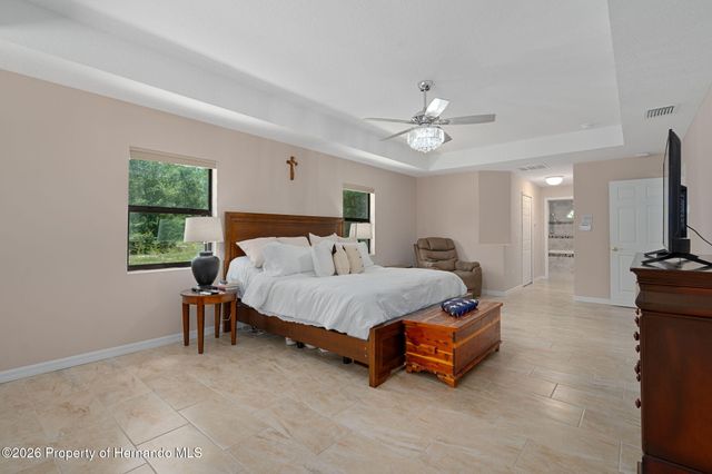 222 Suncoast Boulevard, Spring Hill, FL 34608