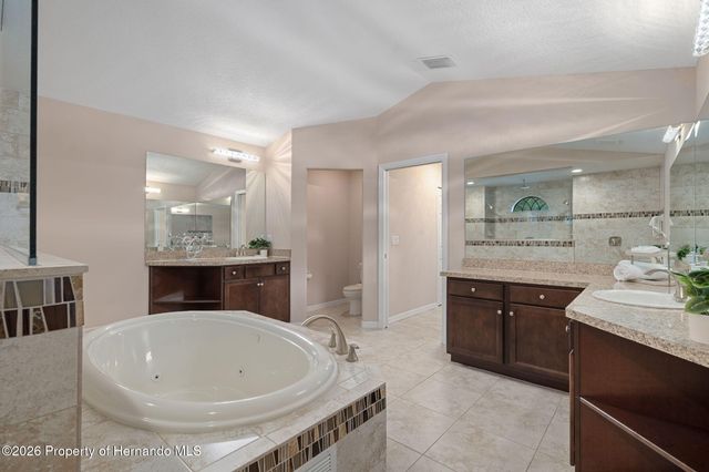 222 Suncoast Boulevard, Spring Hill, FL 34608