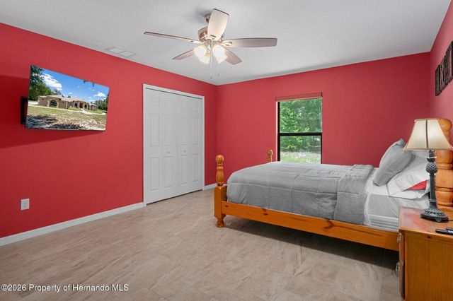 222 Suncoast Boulevard, Spring Hill, FL 34608