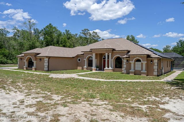 222 Suncoast Boulevard, Spring Hill, FL 34608
