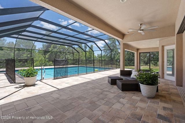222 Suncoast Boulevard, Spring Hill, FL 34608