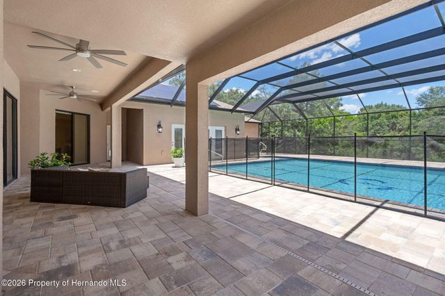 222 Suncoast Boulevard, Spring Hill, FL 34608