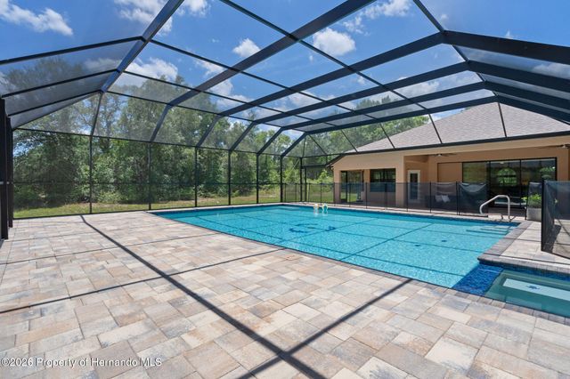 222 Suncoast Boulevard, Spring Hill, FL 34608