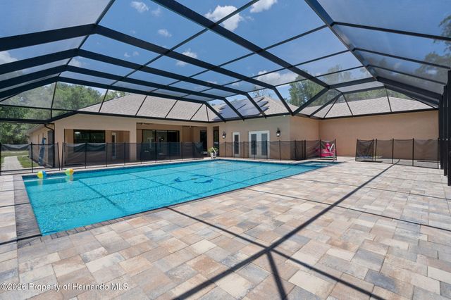 222 Suncoast Boulevard, Spring Hill, FL 34608