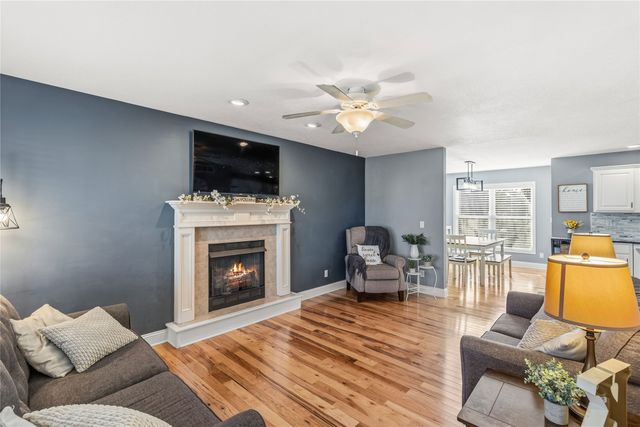 3704 SE Redbud Court, Ankeny, IA 50021