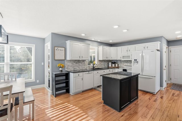 3704 SE Redbud Court, Ankeny, IA 50021