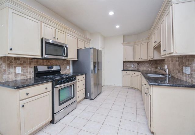 16407 N Eldridge Parkway C, Tomball, TX 77377