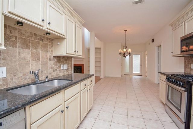 16407 N Eldridge Parkway C, Tomball, TX 77377