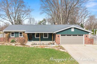 611 71st Street Se, Gaines Twp, MI 49548