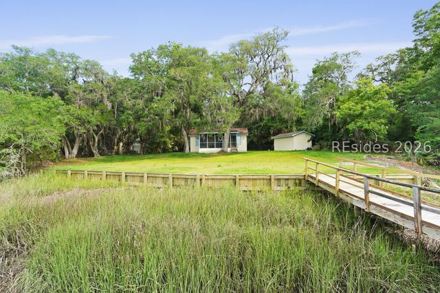 141 Cherry Point Rd S, Okatie, SC 29909