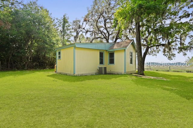 141 Cherry Point Rd S, Okatie, SC 29909