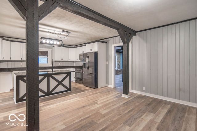 1649 W County Road 100 N, Greencastle, IN 46135