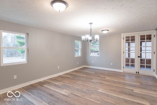 1649 W County Road 100 N, Greencastle, IN 46135