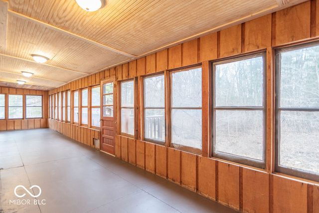 1649 W County Road 100 N, Greencastle, IN 46135