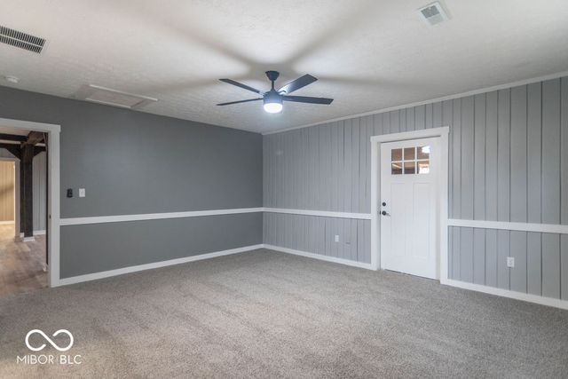 1649 W County Road 100 N, Greencastle, IN 46135