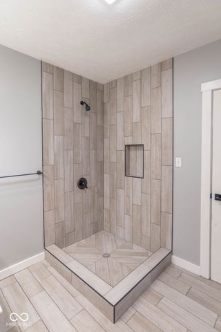 1649 W County Road 100 N, Greencastle, IN 46135