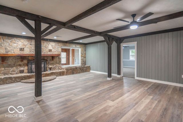 1649 W County Road 100 N, Greencastle, IN 46135