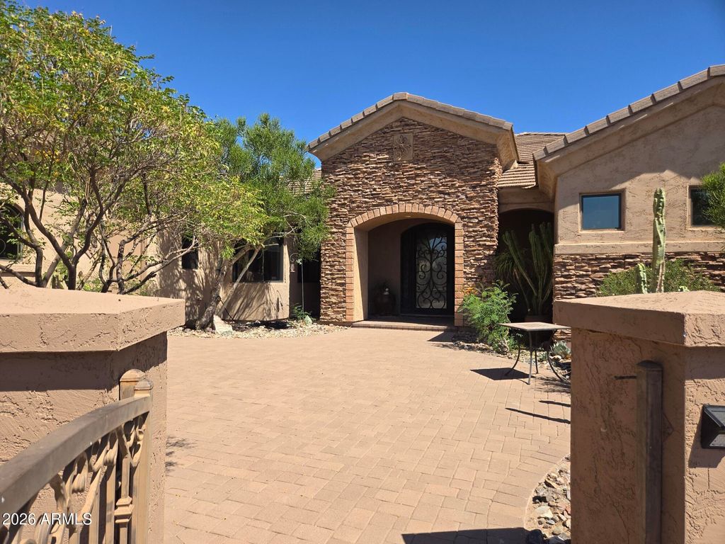 15782 W MORNING VISTA Lane, Surprise, AZ 85387 — photo 3