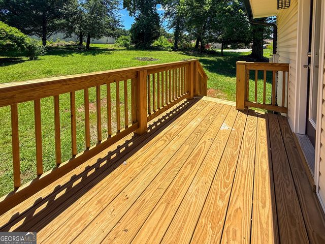 16 Veras Drive, Cleveland, GA 30528