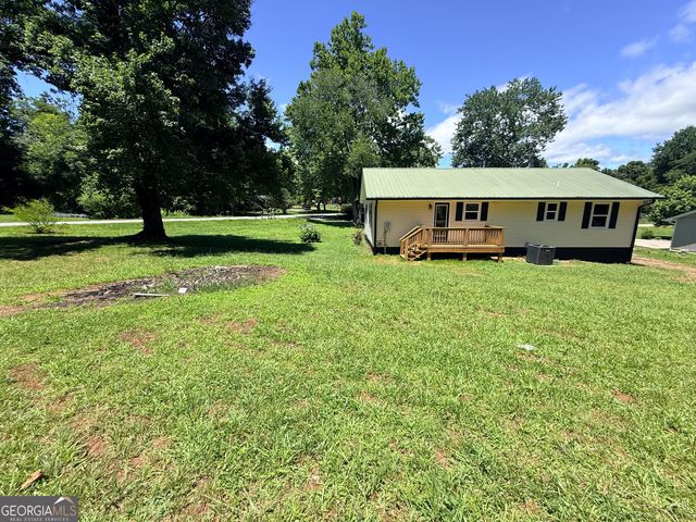 16 Veras Drive, Cleveland, GA 30528