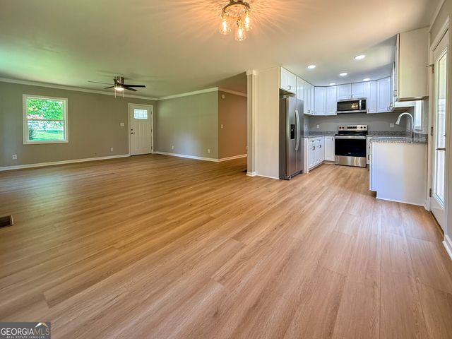 16 Veras Drive, Cleveland, GA 30528