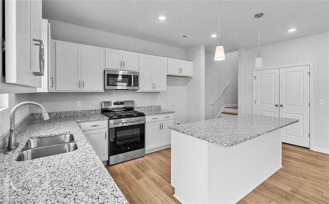 5362 Spicewood Lake Lane, Winston-salem, NC 27106