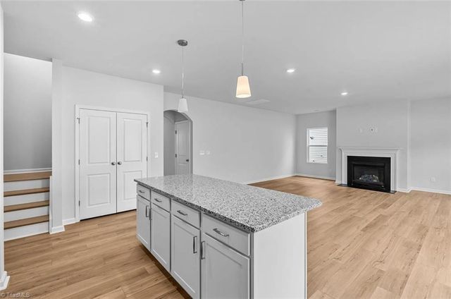 5362 Spicewood Lake Lane, Winston-salem, NC 27106