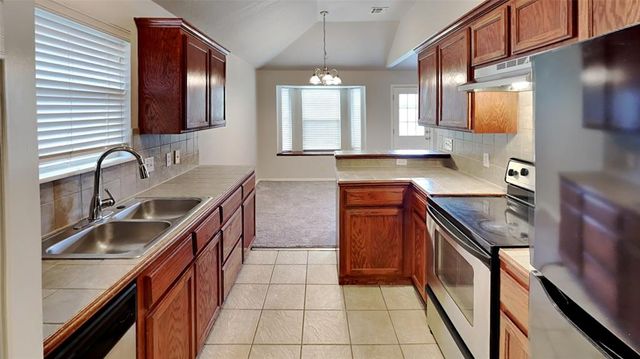 1109 Westridge, Yukon, OK 73099