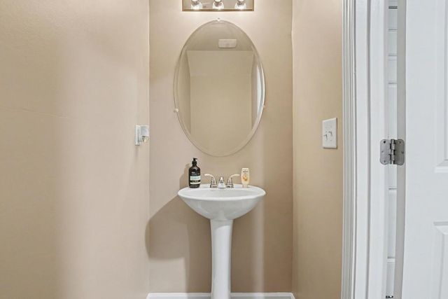 345 Arthurs Lane, Covington, GA 30016