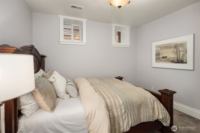 721 18th Avenue E, Seattle, WA 98112