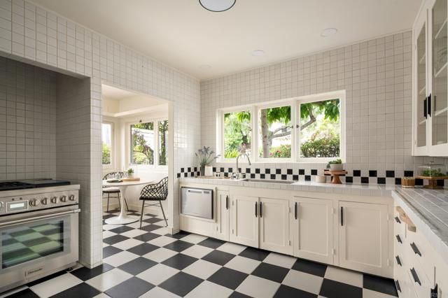 654 Bonair Place, La Jolla (san Diego), CA 92037