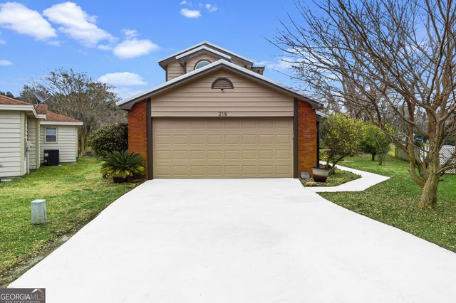 216 Cypress Drive, Kingsland, GA 31548