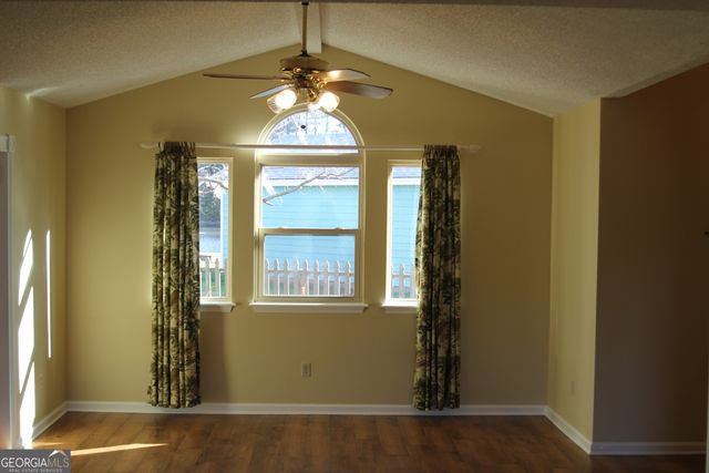 216 Cypress Drive, Kingsland, GA 31548