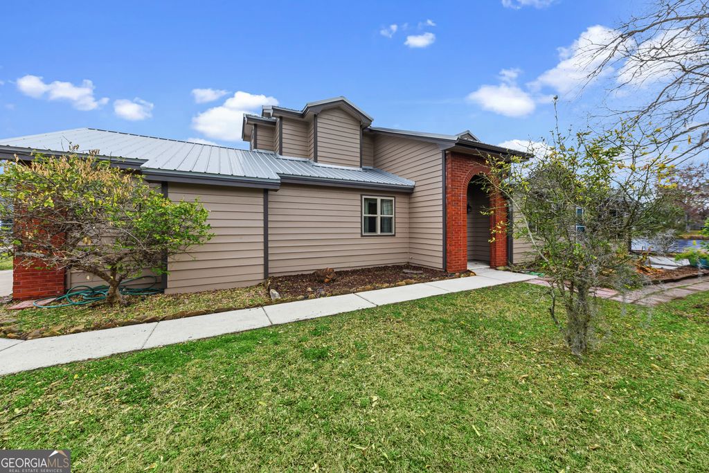 216 Cypress Drive, Kingsland, GA 31548