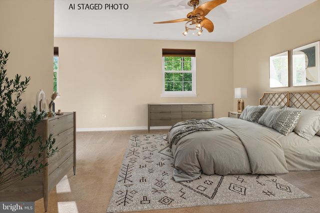8923 PARK FOREST DR, Springfield, VA 22152