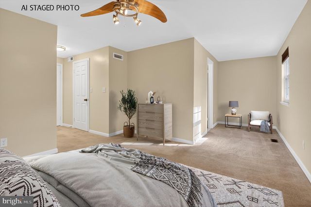 8923 PARK FOREST DR, Springfield, VA 22152