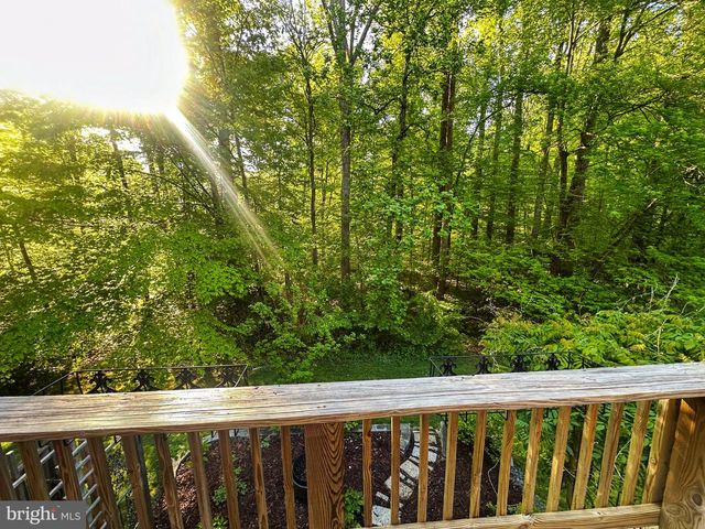 8923 PARK FOREST DR, Springfield, VA 22152