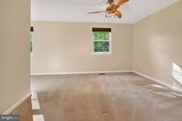 8923 PARK FOREST DR, Springfield, VA 22152
