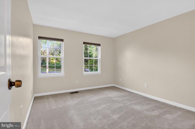 8923 PARK FOREST DR, Springfield, VA 22152