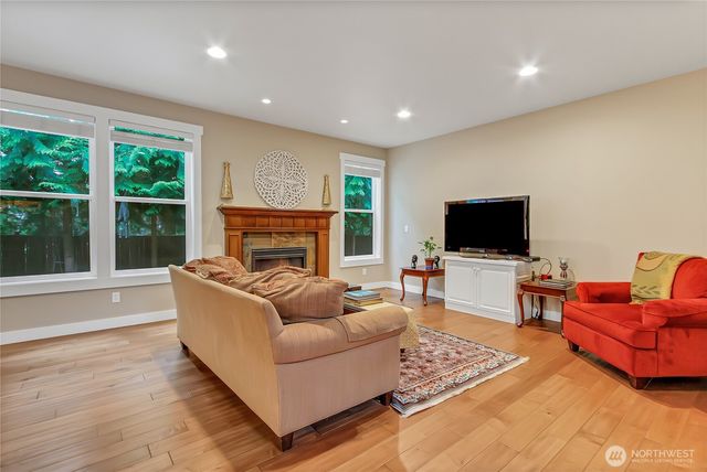 6408 86th Avenue W, University Place, WA 98467