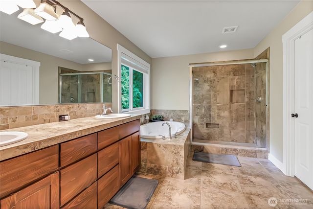 6408 86th Avenue W, University Place, WA 98467